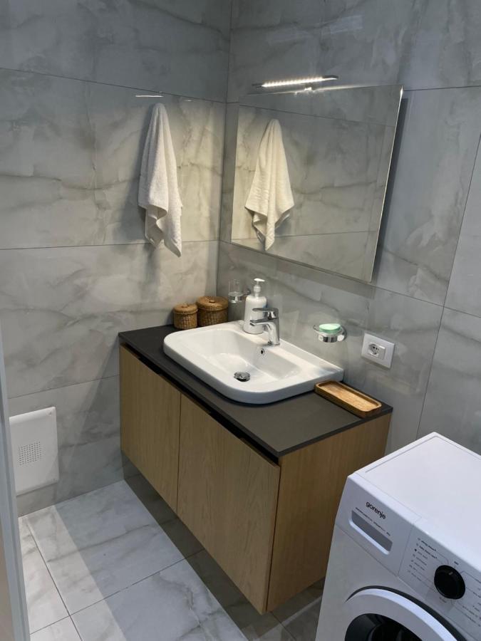 טיראנה New Brilant Apartment מראה חיצוני תמונה